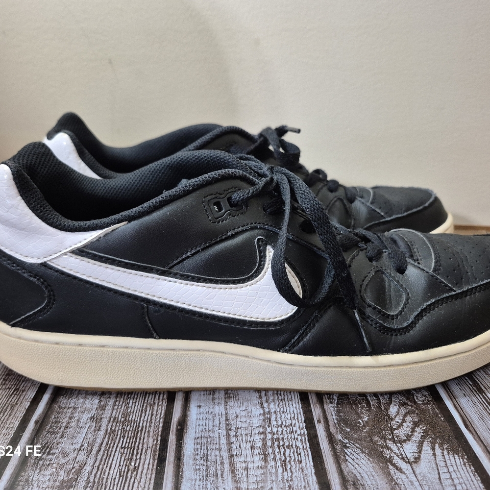 Nike Mens Son Of Force  Low Top Sneaker Shoes. Black Mens Size 12